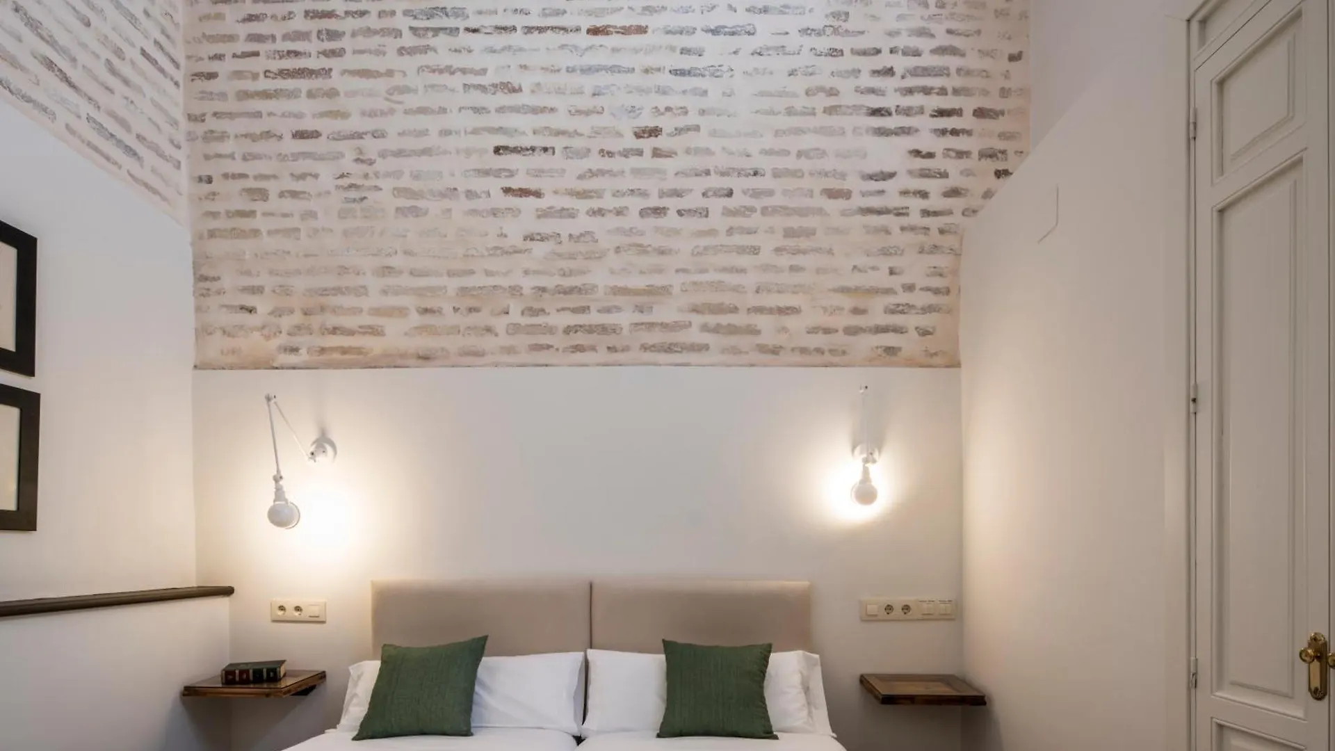 Santa Maria Apartments Seville